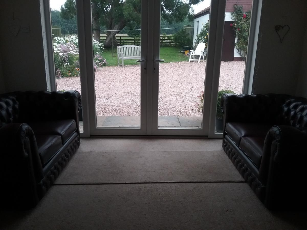 Shangri-La Bed And Breakfast Leuchars Exterior foto